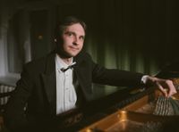 DENIS JAVORSKY, piano