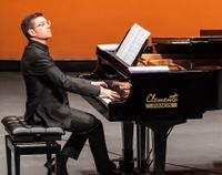 JUAN GADEA, piano